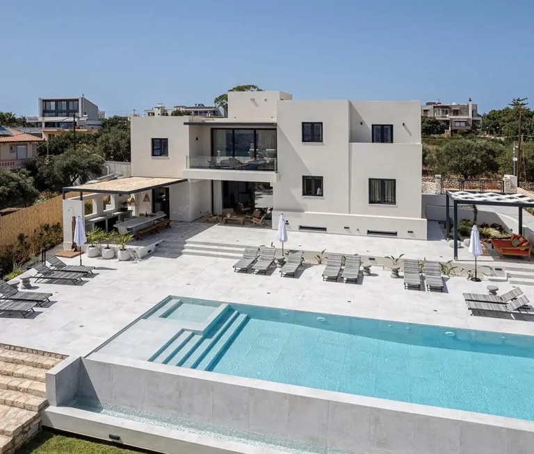 Villa Menia photo 3